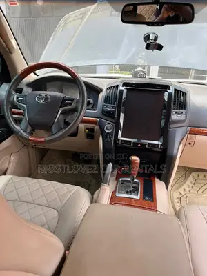 Car Rental- V8 for Rent
