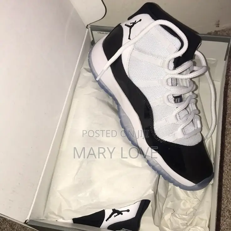 Jordan 11s