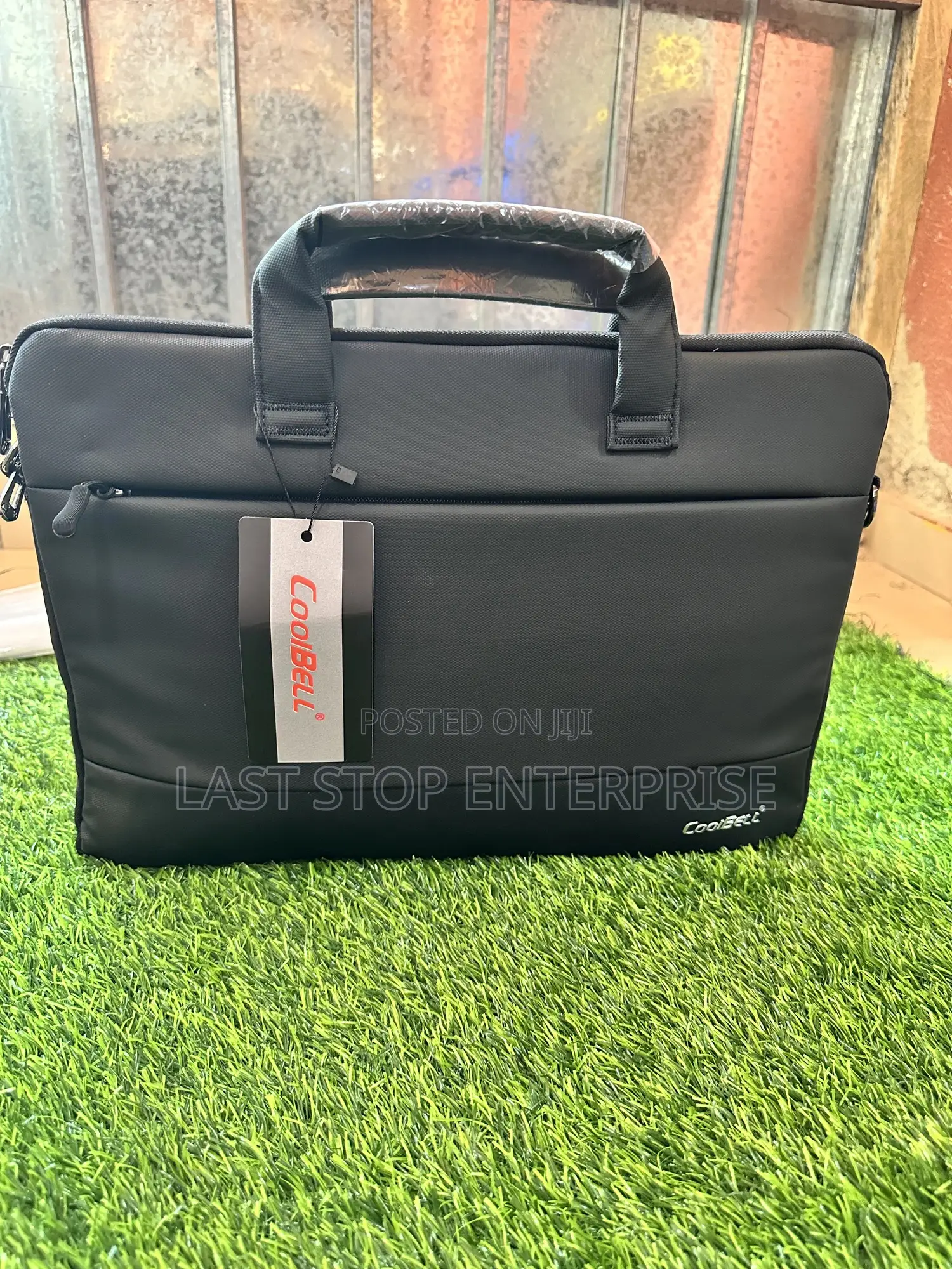 Quality and Class Laptop Bag