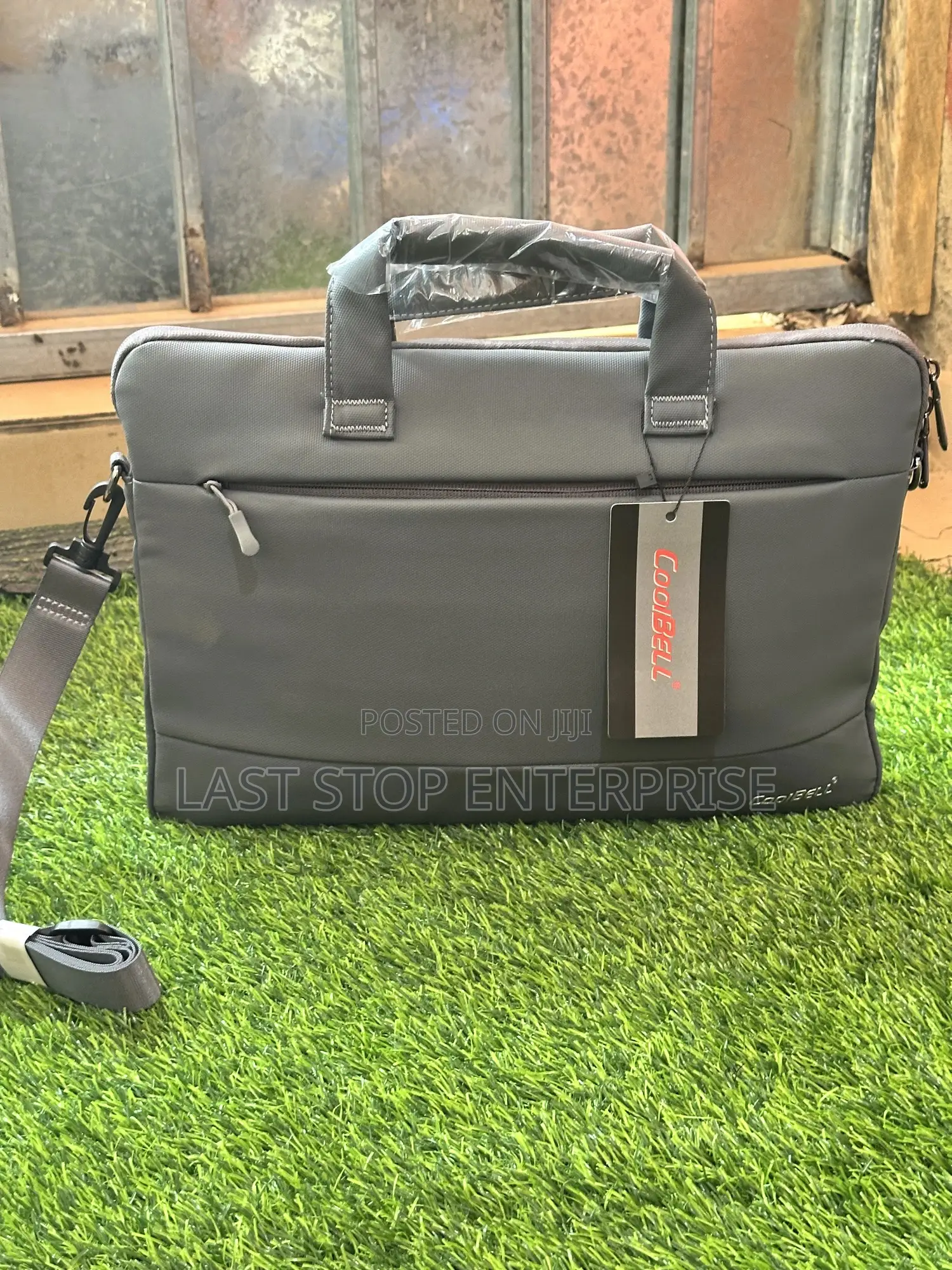Quality and Class Laptop Bag