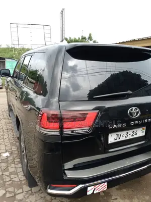 Car Rental- New Landcruiser for Rent