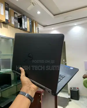 Laptop Dell Latitude E7470 8GB Intel Core i7 SSD 256GB