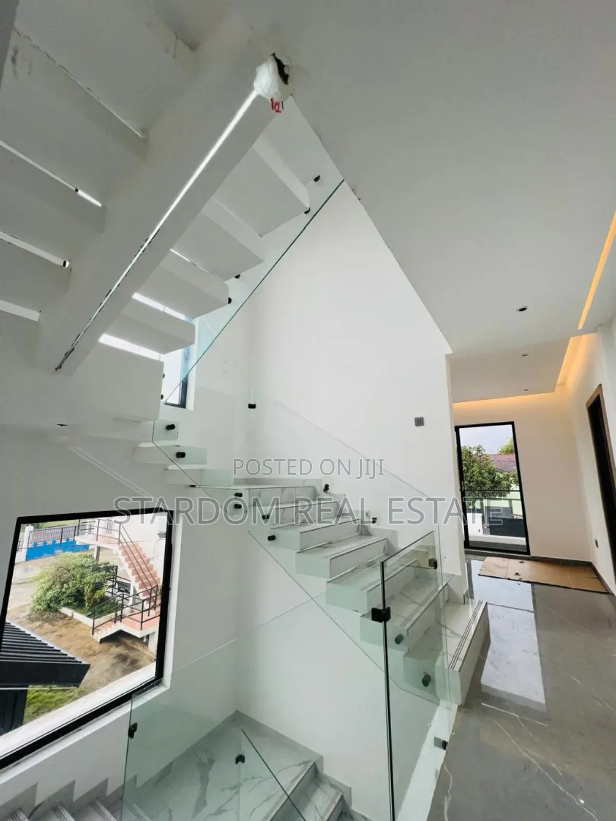 4bdrm Duplex in Ashaley Botwe, Little Roses Area for sale