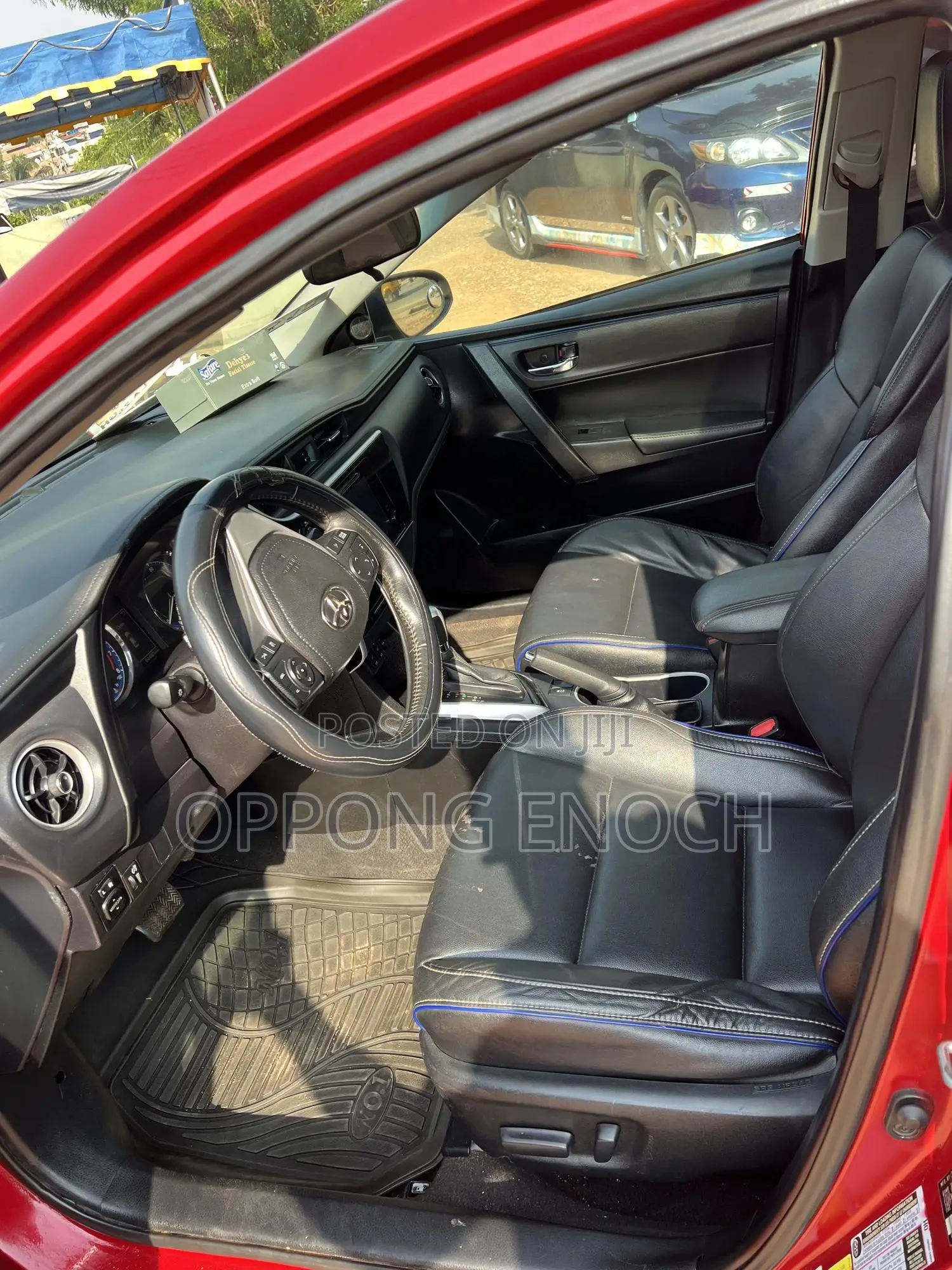 Toyota Corolla XSE (1.8L 4cyl 2A) 2018 Red