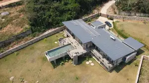 8bdrm Mansion in Aburi for sale