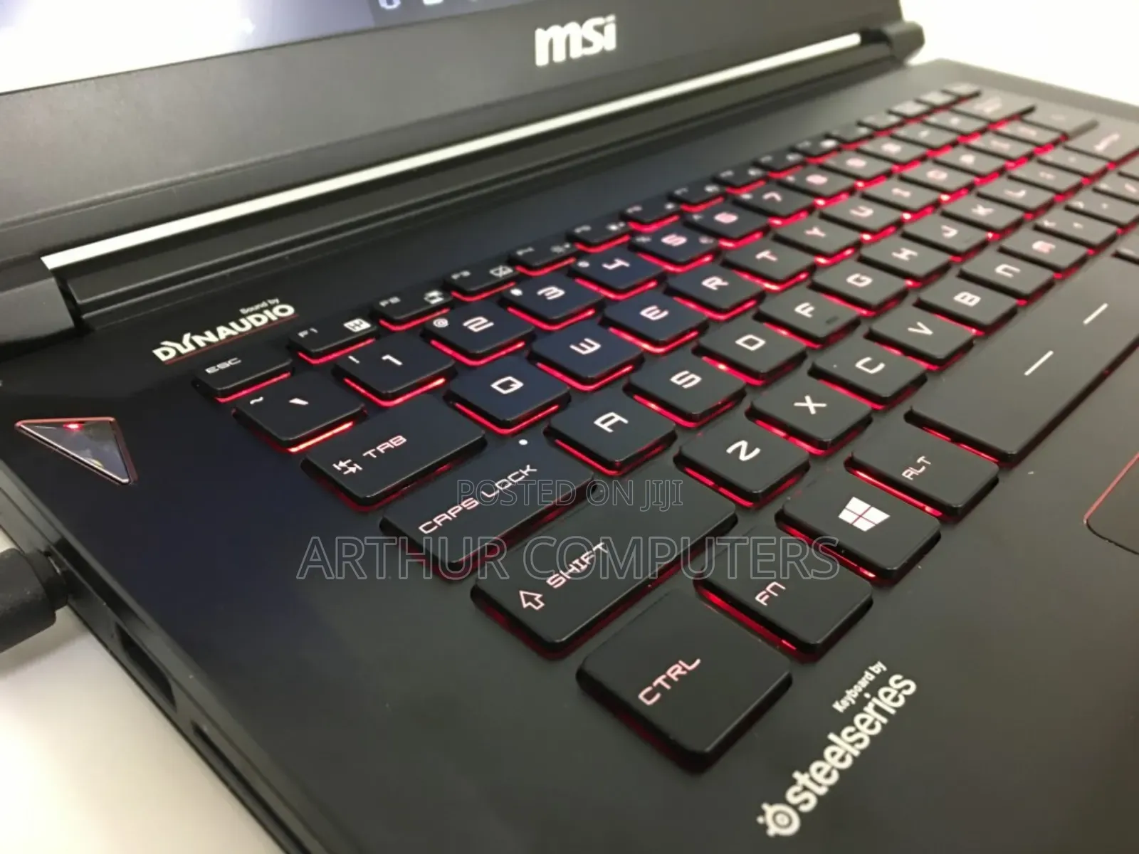 Laptop MSI GS43VR 7RE Phantom Pro 8GB Intel Core i5 HDD+SSD 256GB