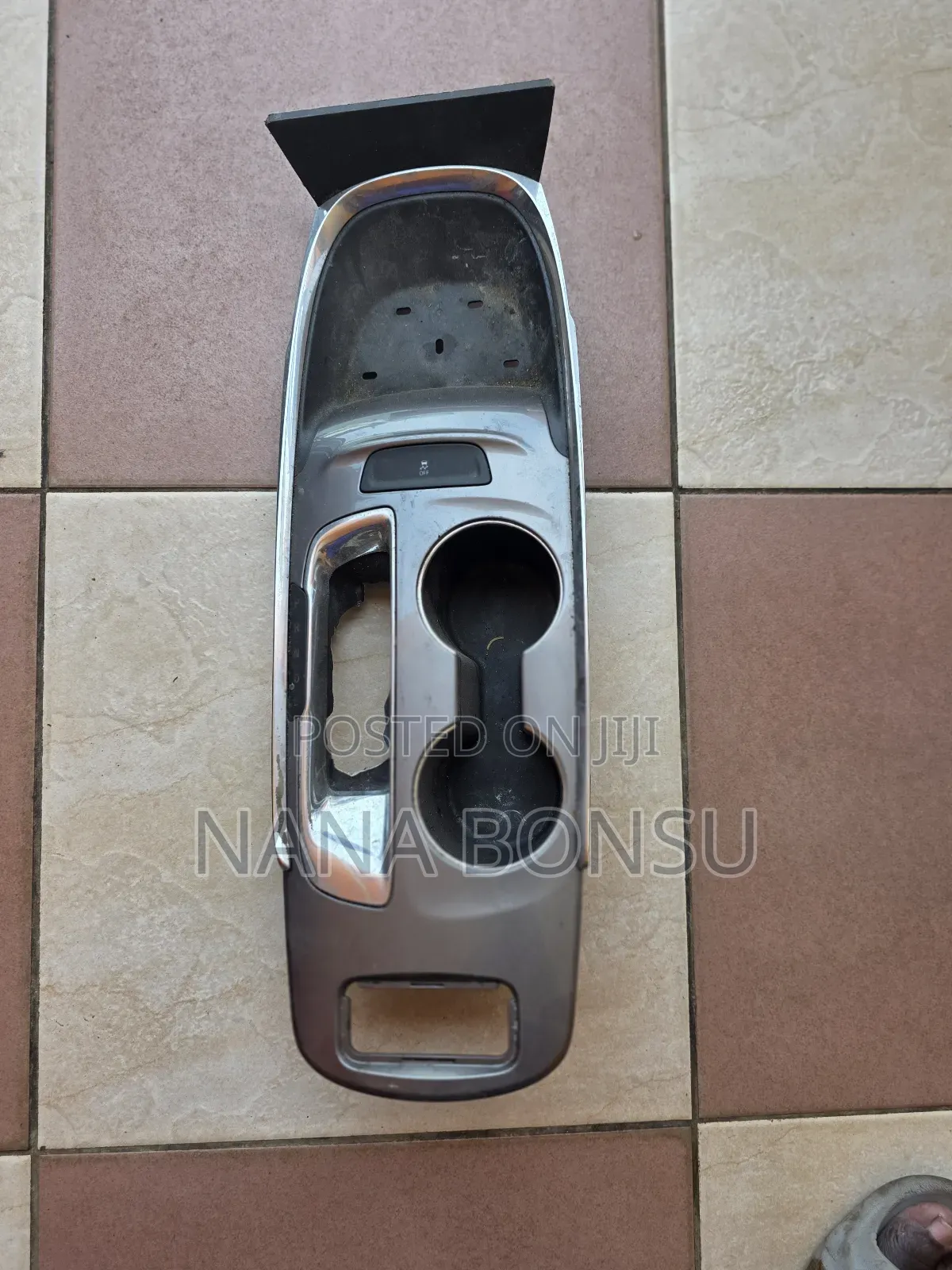 2020 Chevrolet Cruze Gear Console