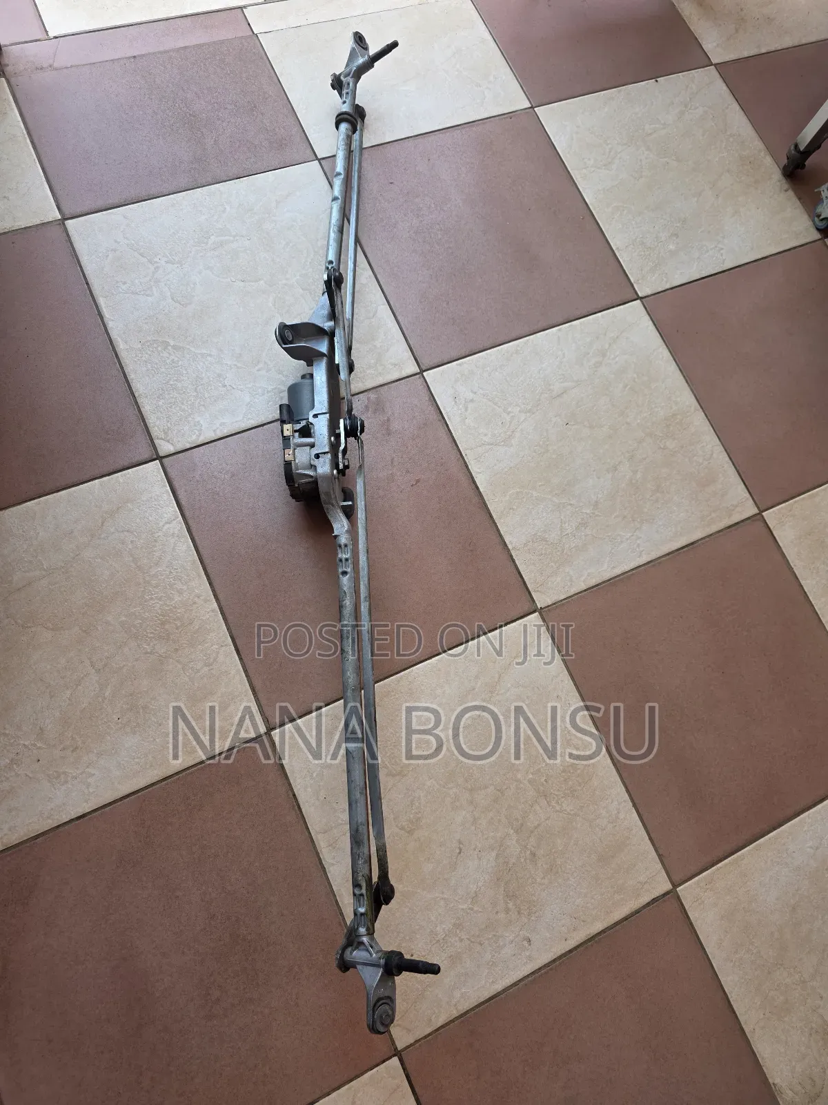 2020 Chevrolet Cruze Wiper Motor and Bar