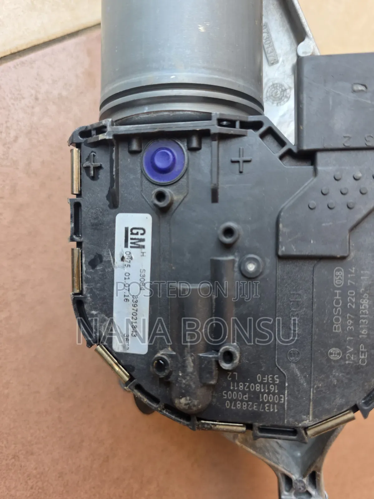 2020 Chevrolet Cruze Wiper Motor and Bar