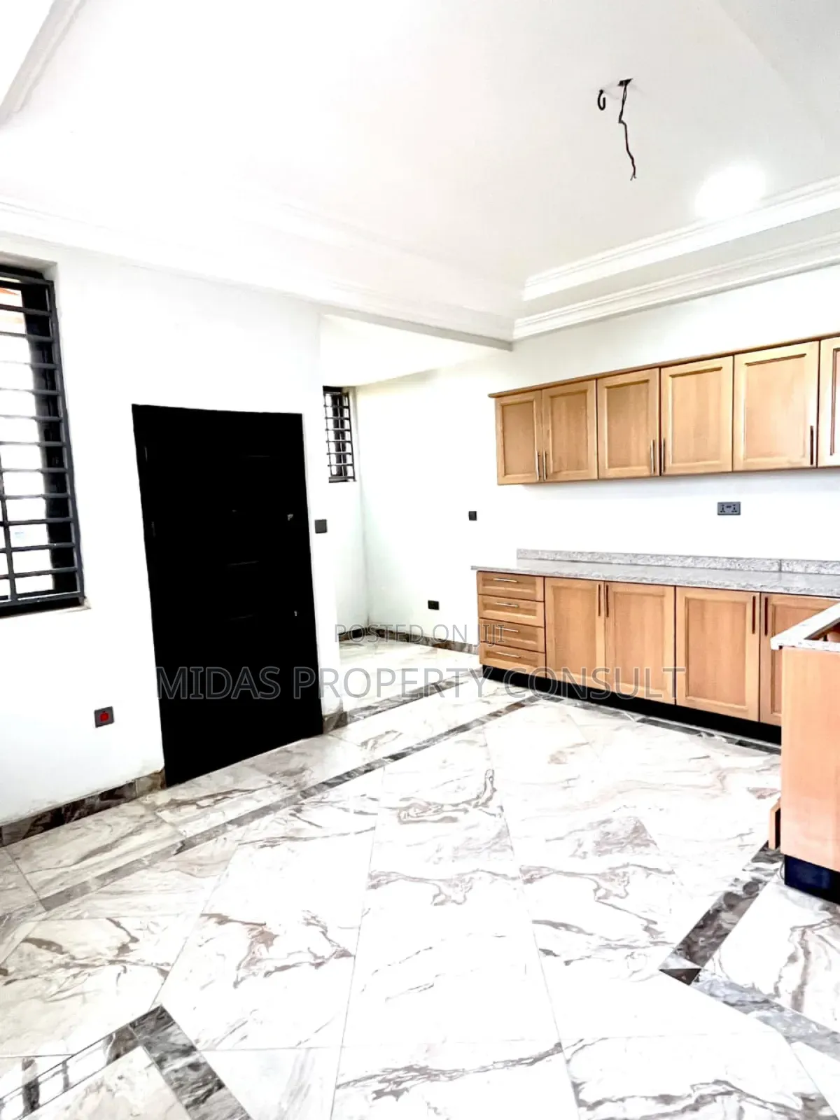 4bdrm House in Comm 24 Royal Palm, Accra Metropolitan for rent