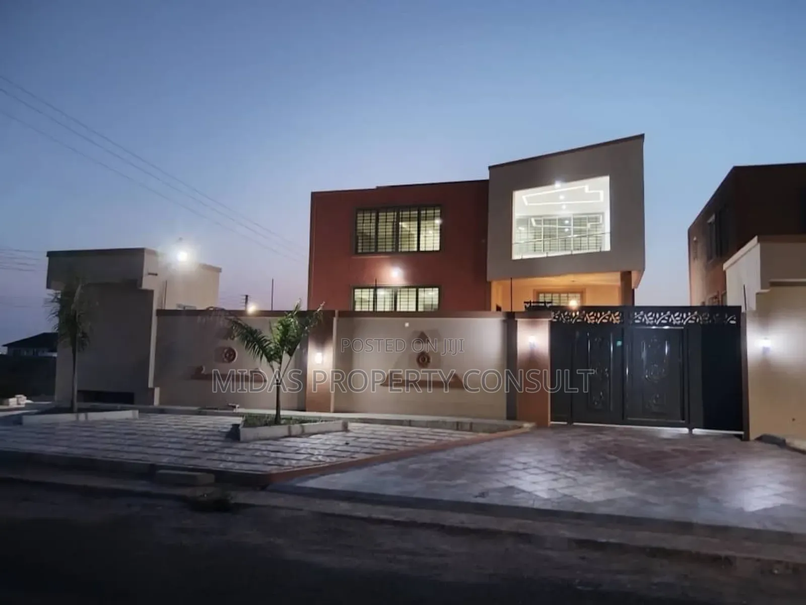 4bdrm House in Comm 24 Royal Palm, Accra Metropolitan for rent