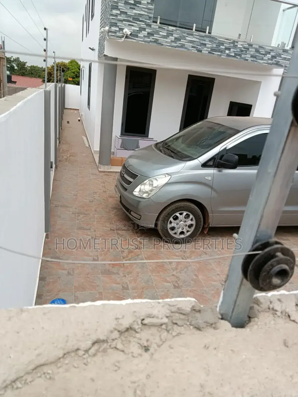 4bdrm Duplex in Ablekuma, Pentecost for sale