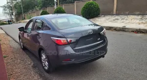 Toyota Yaris iA 1.5 FWD 2017 Silver