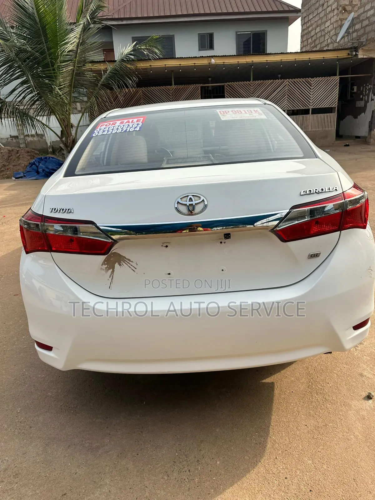 Toyota Corolla L 4dr Sedan (1.8L 4cyl CVT) 2017 White