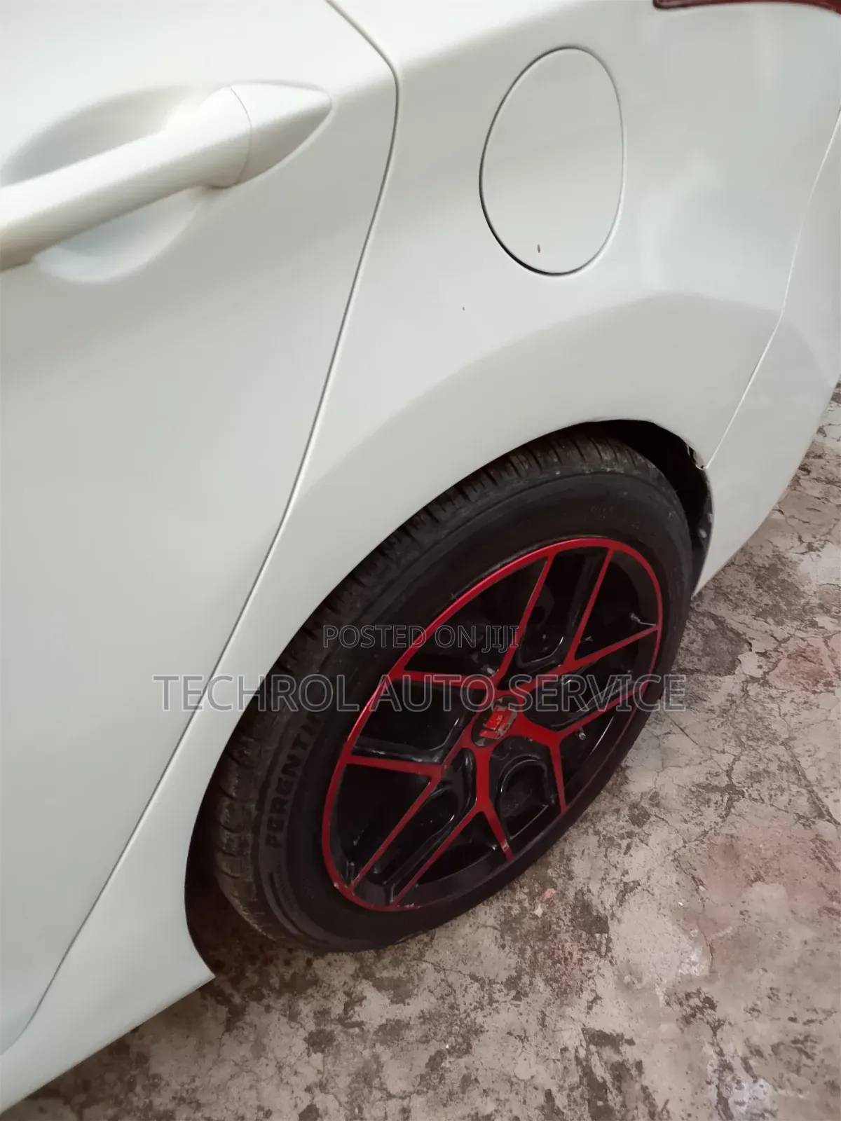 Hyundai Elantra 2016 Red
