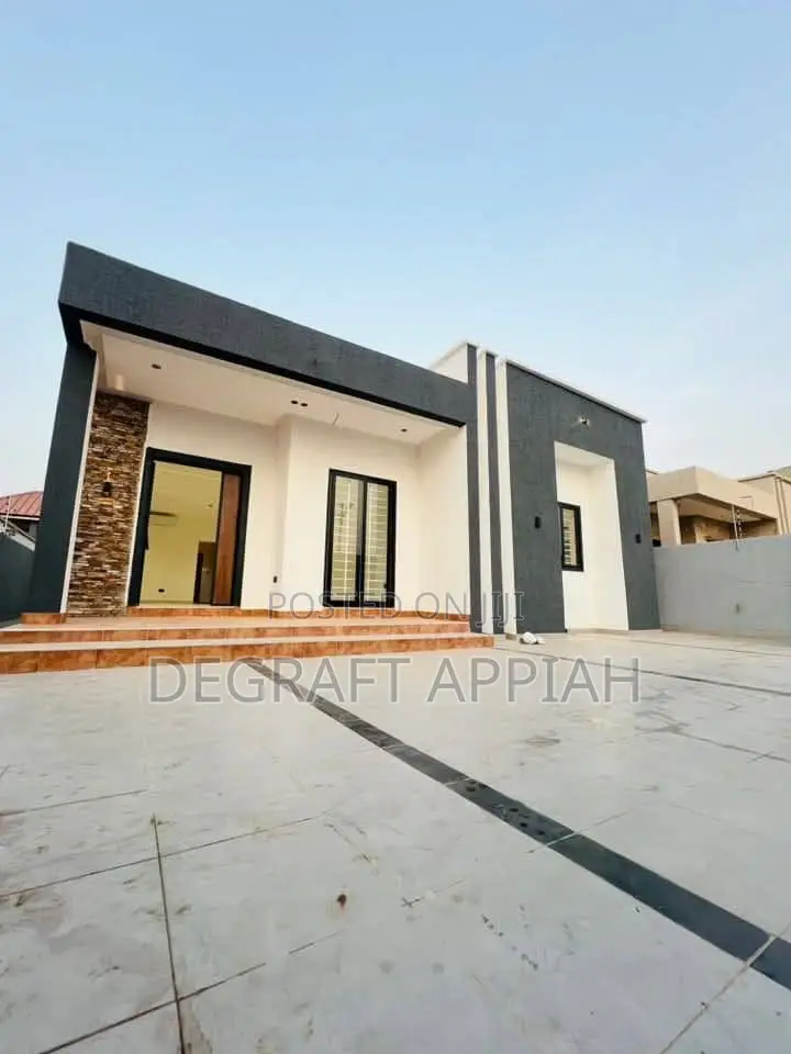 3bdrm House in Oyarifa, Ayi Mensah for sale