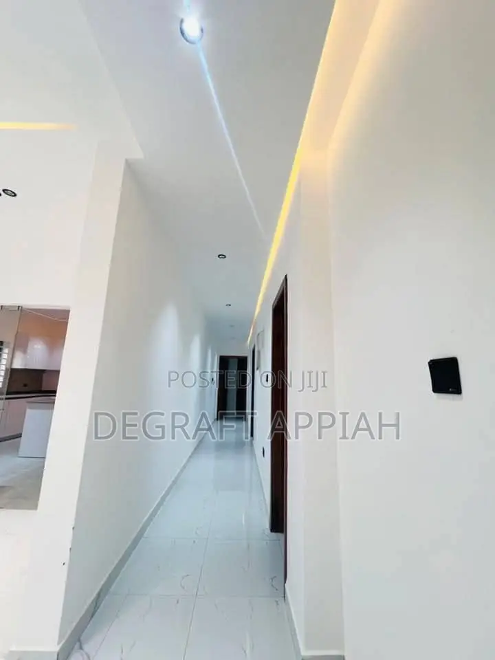 3bdrm House in Oyarifa, Ayi Mensah for sale