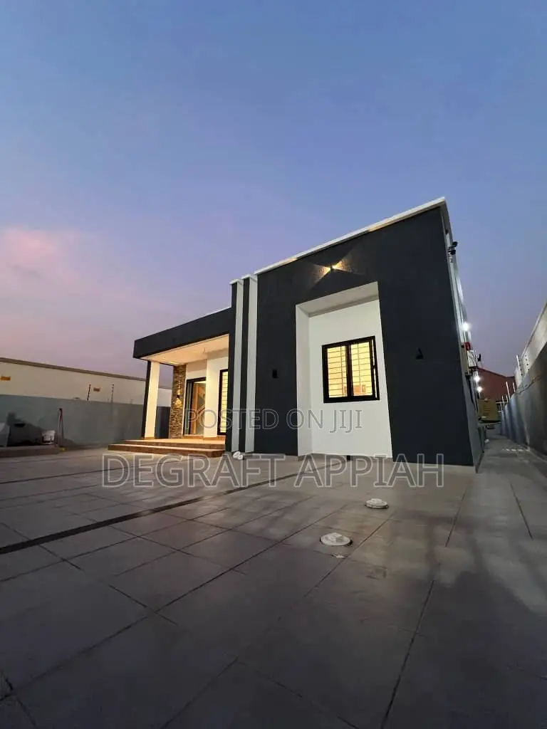 3bdrm House in Oyarifa, Ayi Mensah for sale