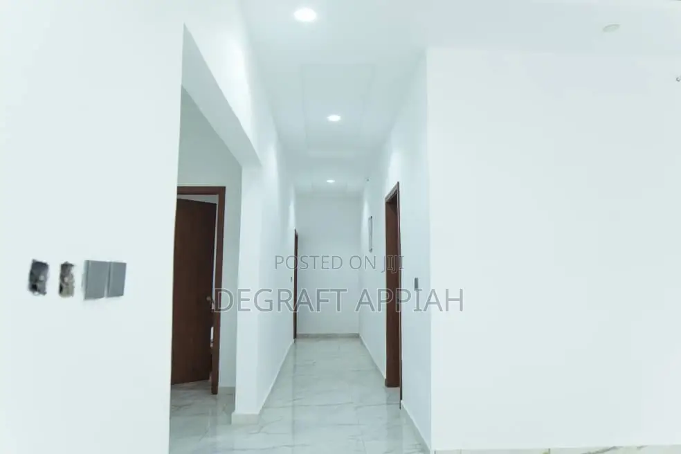3bdrm House in Oyarifa for sale