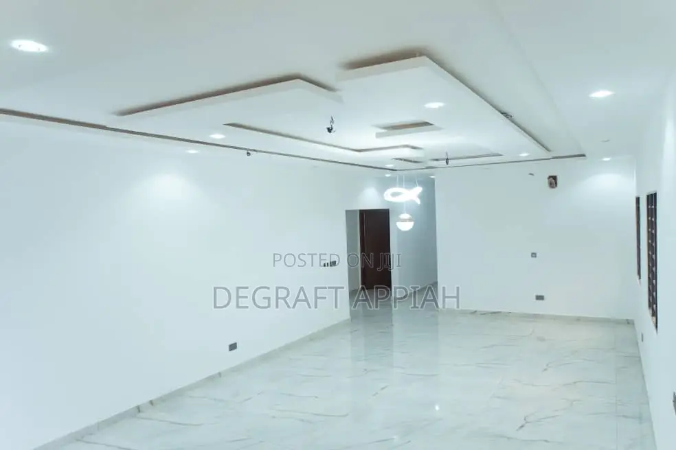3bdrm House in Oyarifa for sale