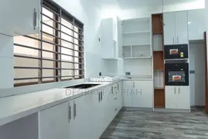3bdrm House in Oyarifa for sale