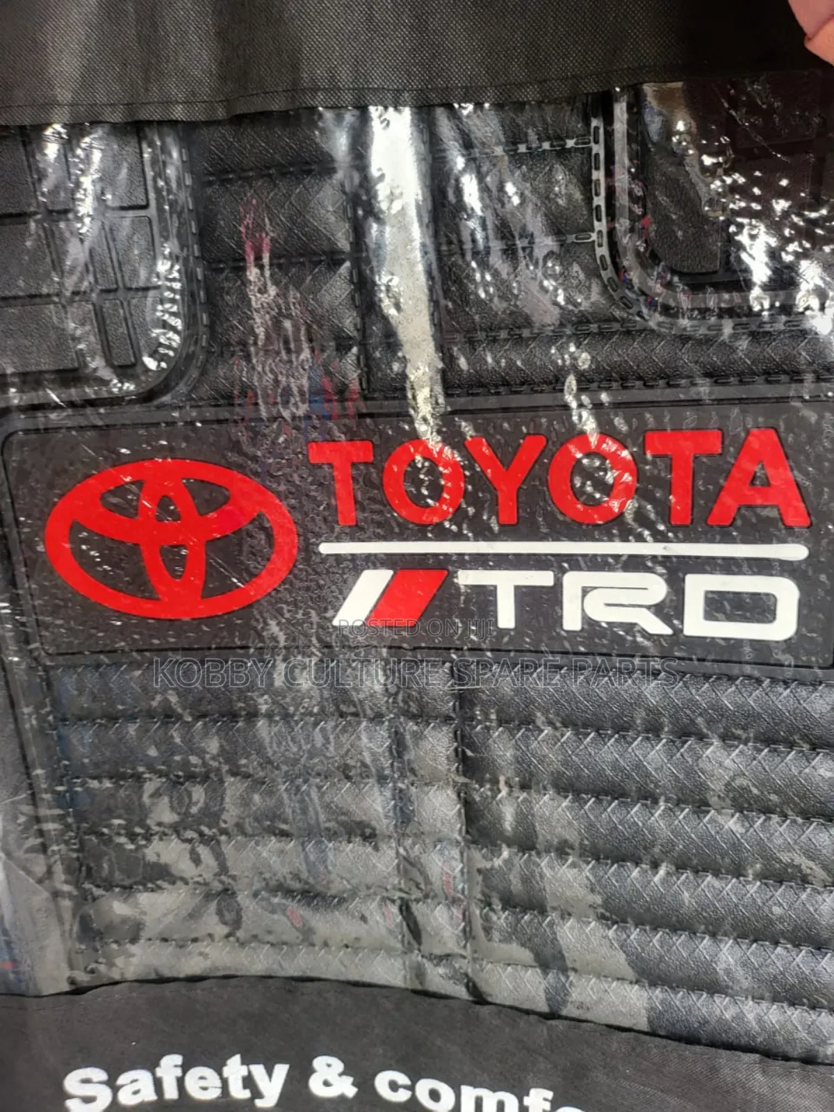 Original Toyota Tundra 2018-25 Floor Mats Available For All Cars