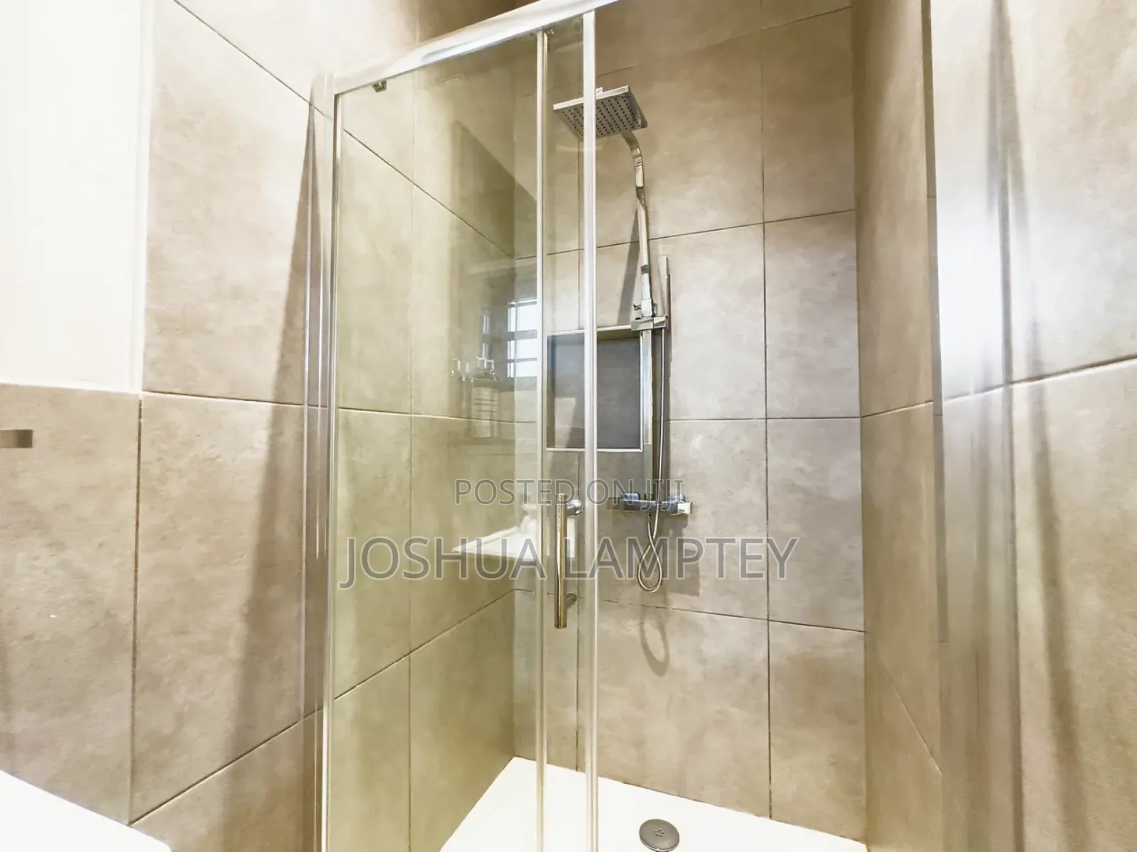 Furnished 3bdrm House in East Airport Estate for rent
