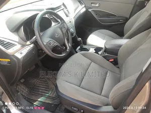 Hyundai Santa Fe SE AWD 2017 Gray