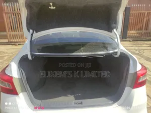 Nissan Sentra SV 2018 White