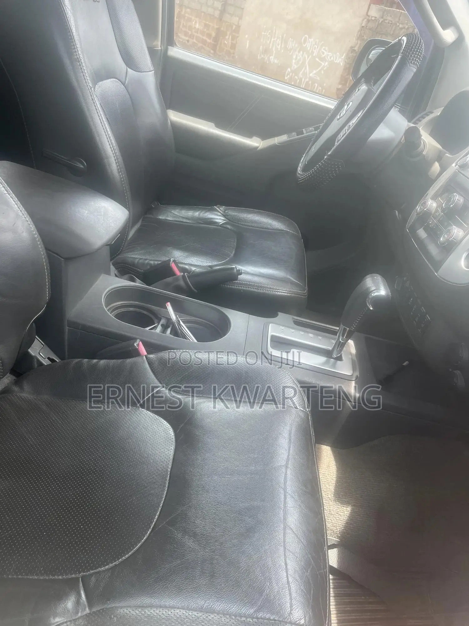 Nissan Frontier 2016 Black