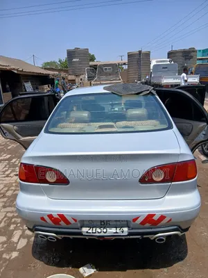 Toyota Corolla Luxel 1.8VVT-i 2002 Silver