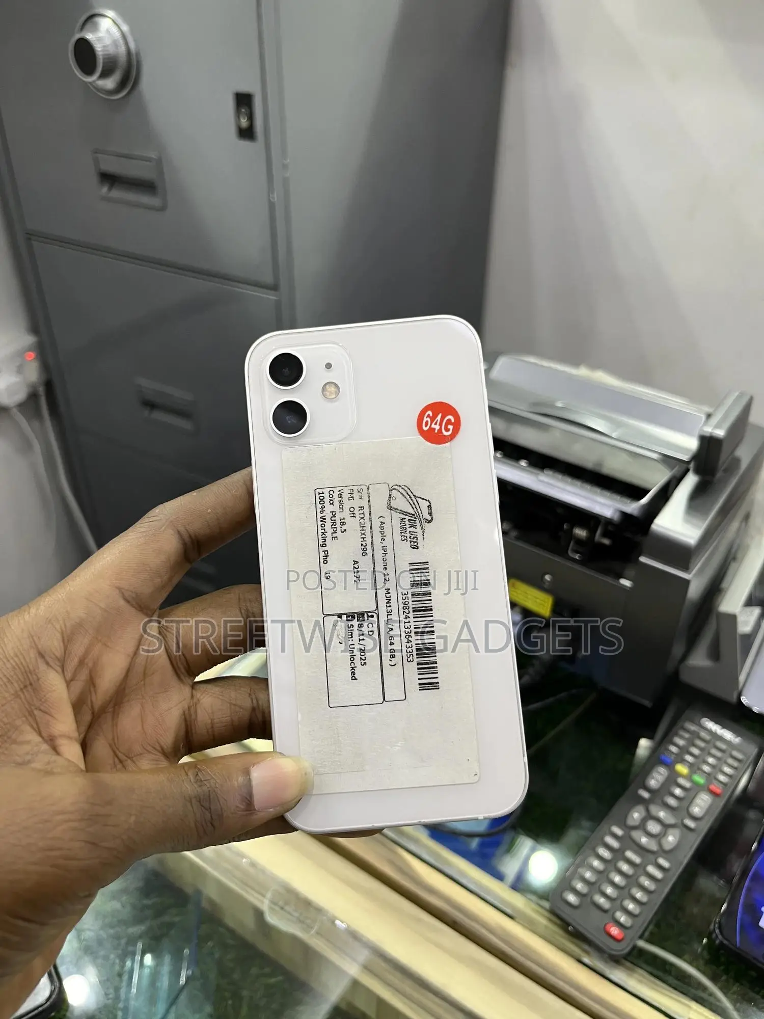 Apple iPhone 12 64 GB White