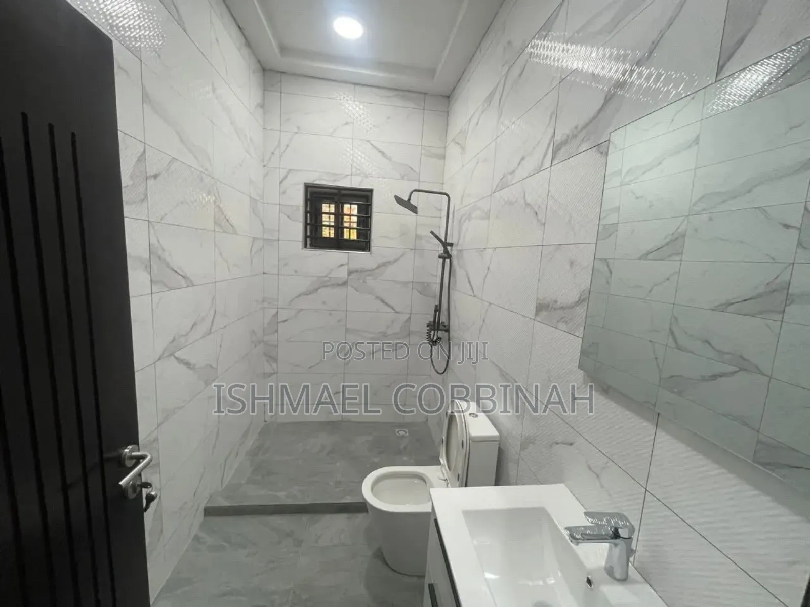 3bdrm Villa in Dome, Parakuo Estate for rent