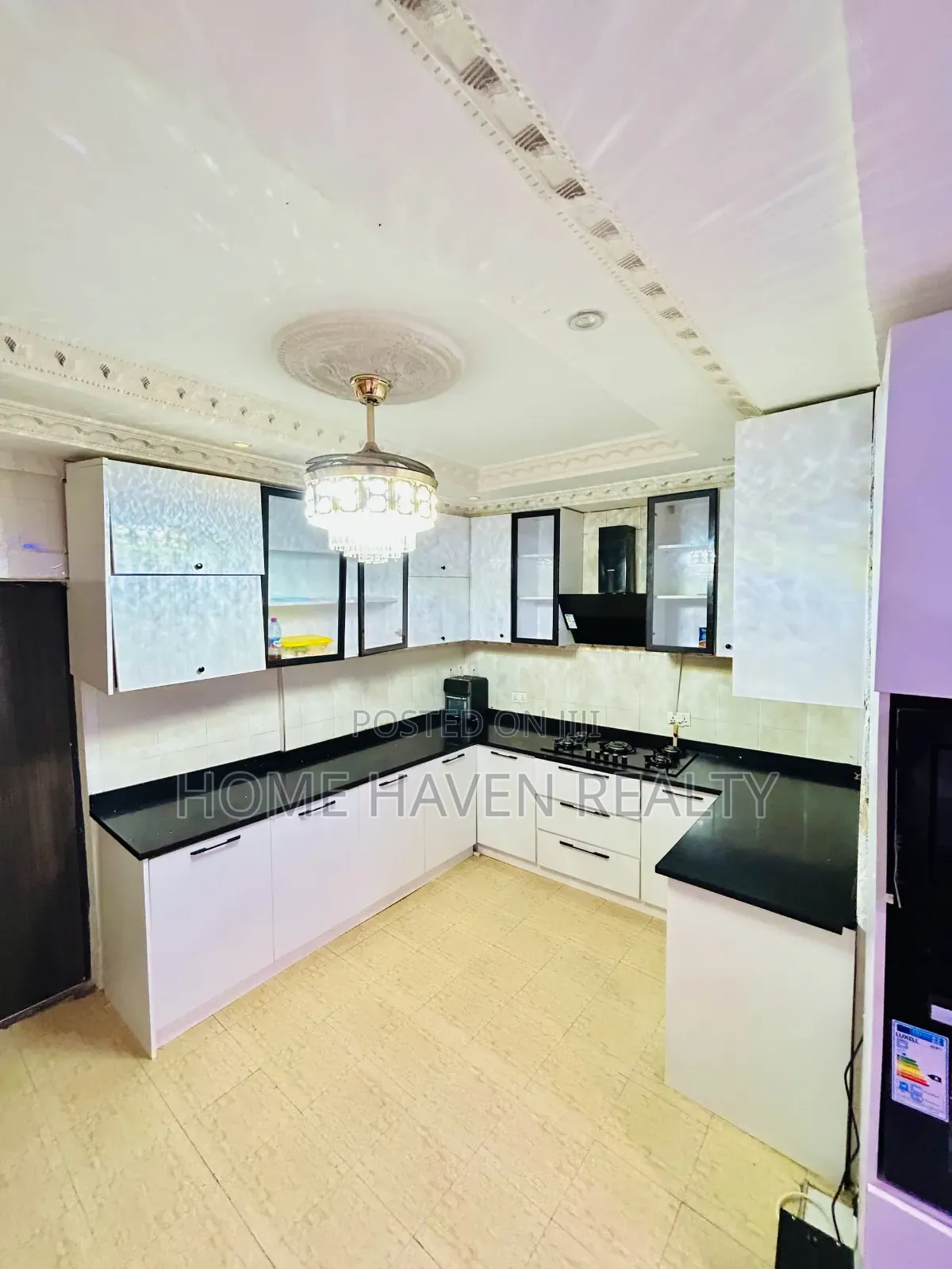 7bdrm House in East Legon Trassacco, American House for sale