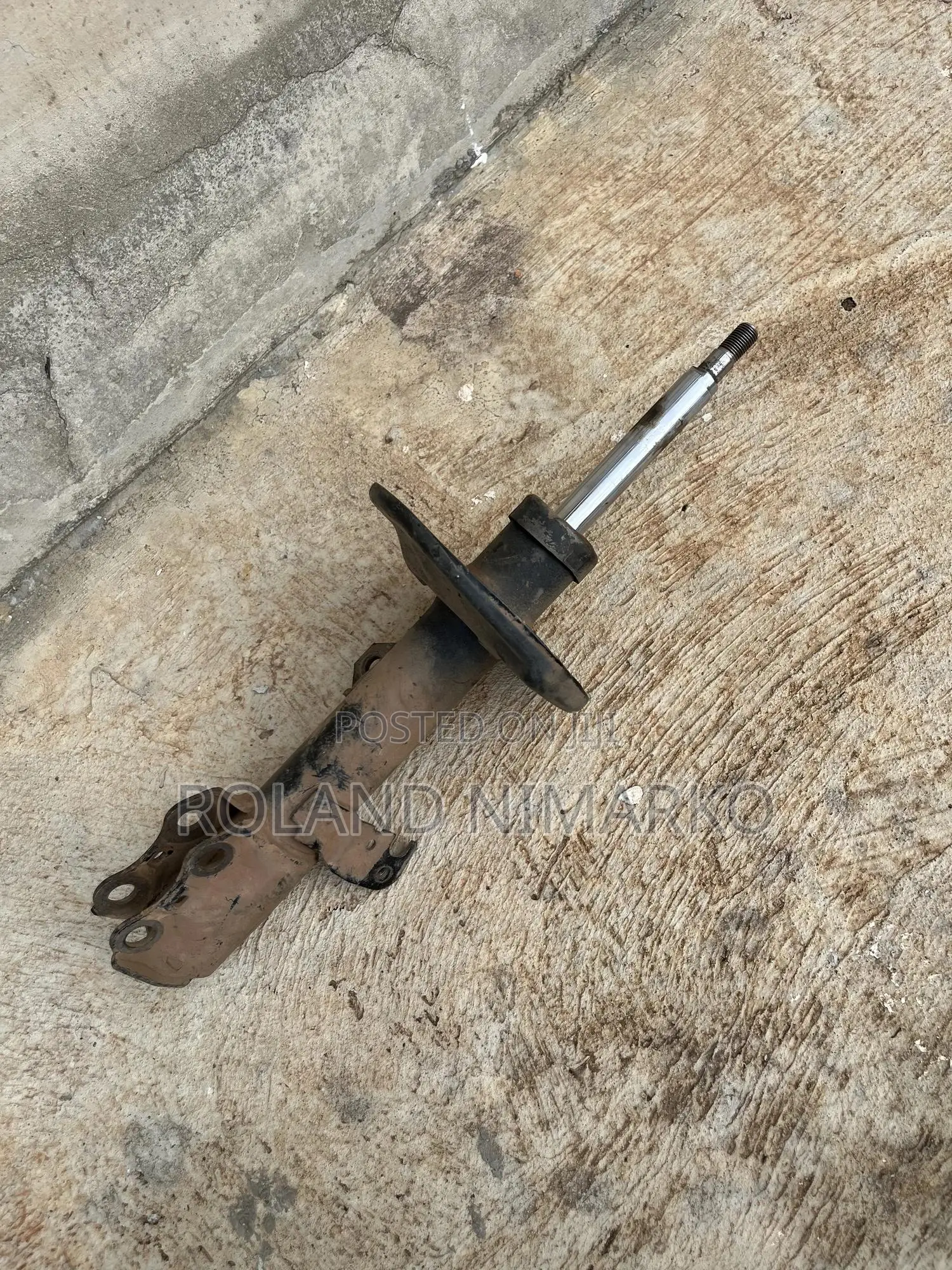 Corolla 2009 Shock Absorber