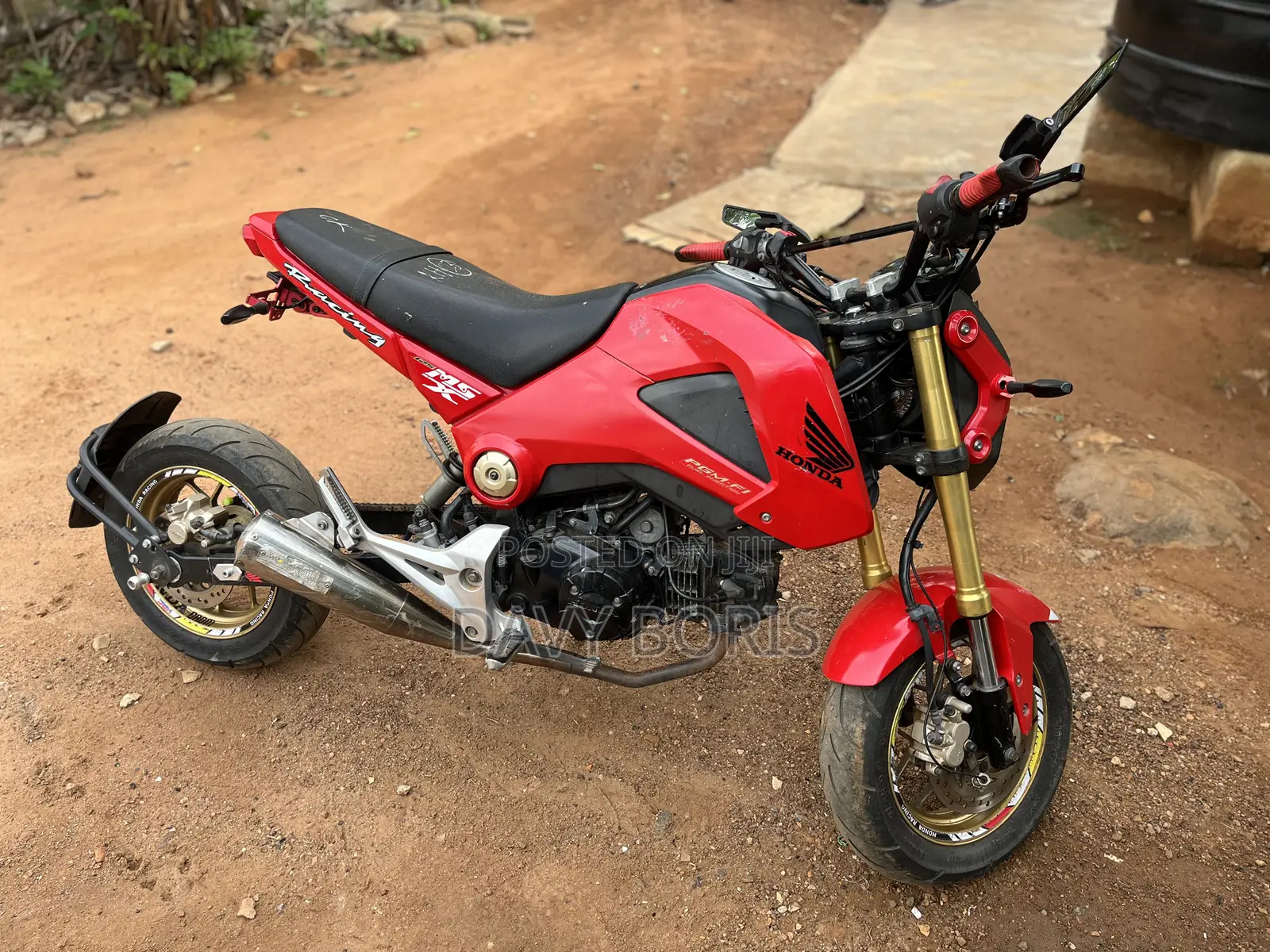 Honda 2015 Red