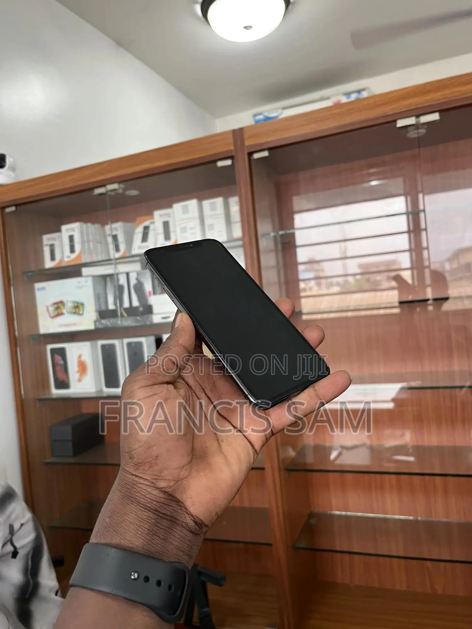 Apple iPhone XS Max 64 GB Black
