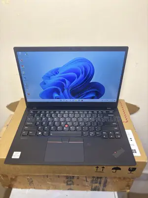 Laptop Lenovo ThinkPad X1 Carbon 16GB Intel Core i7 SSD 512GB