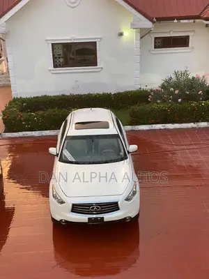 Infiniti FX 35 2012 White