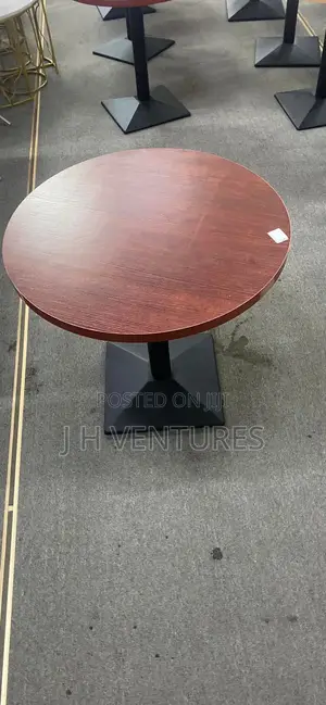 Bar Table Po8