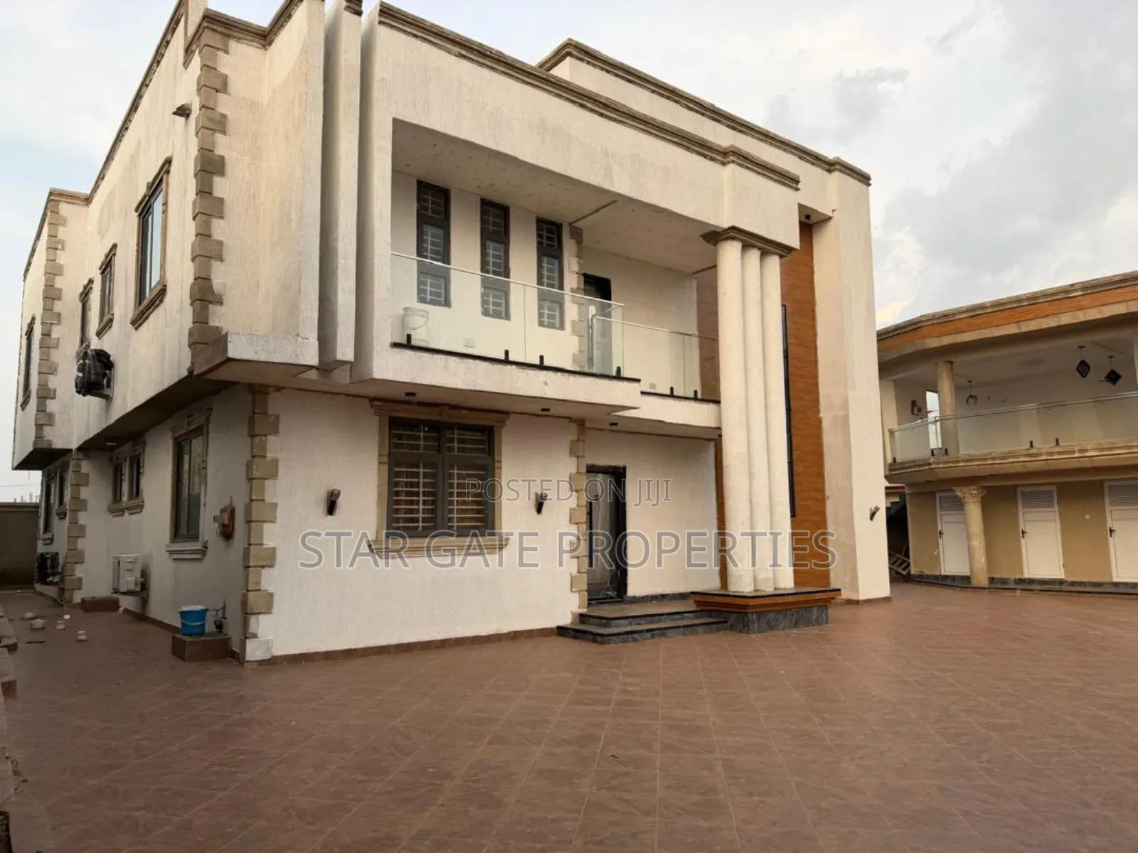 6bdrm House in Asuofia Kokoben, Kumasi Metropolitan for sale