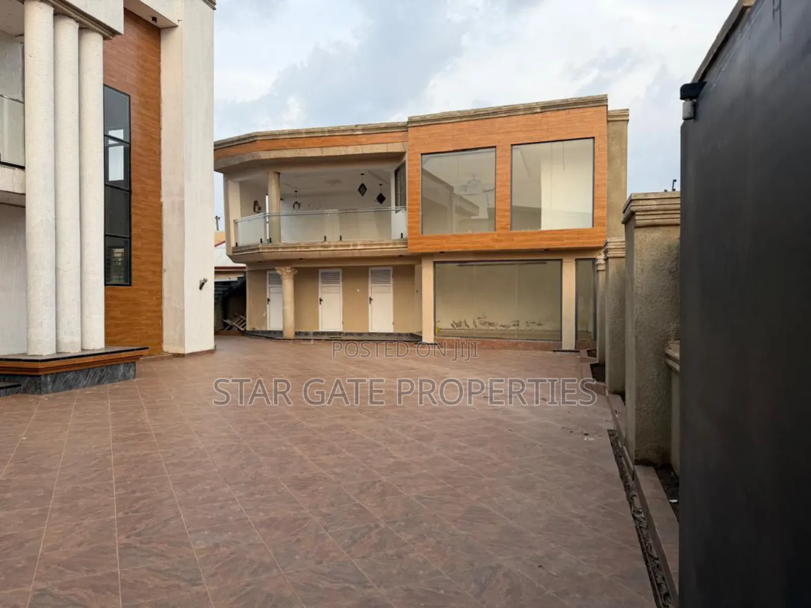 6bdrm House in Asuofia Kokoben, Kumasi Metropolitan for sale