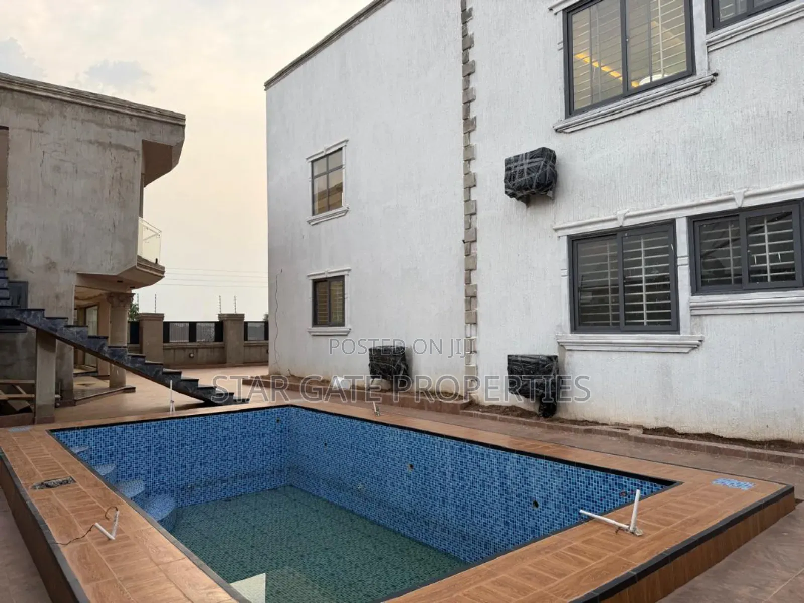 6bdrm House in Asuofia Kokoben, Kumasi Metropolitan for sale