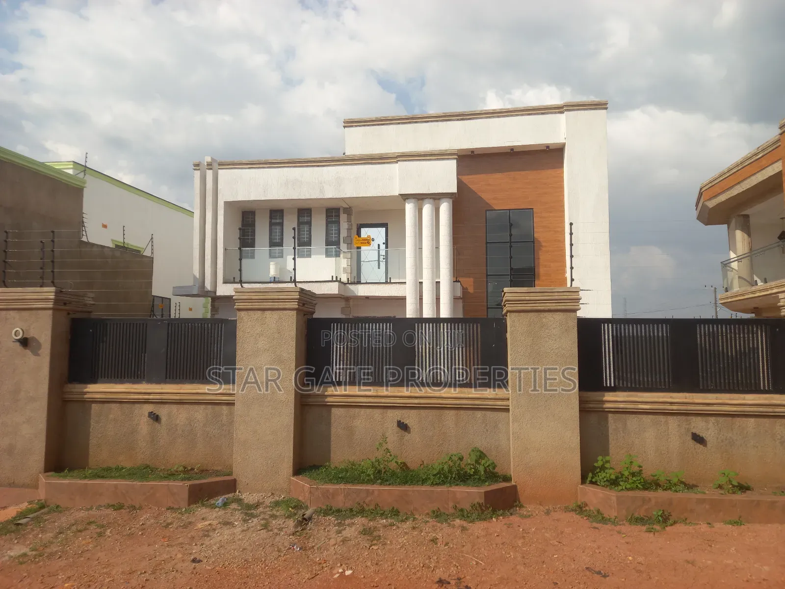6bdrm House in Asuofia Kokoben, Kumasi Metropolitan for sale