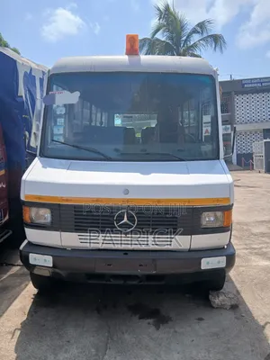 Mercedes-Benz T2 1997 White