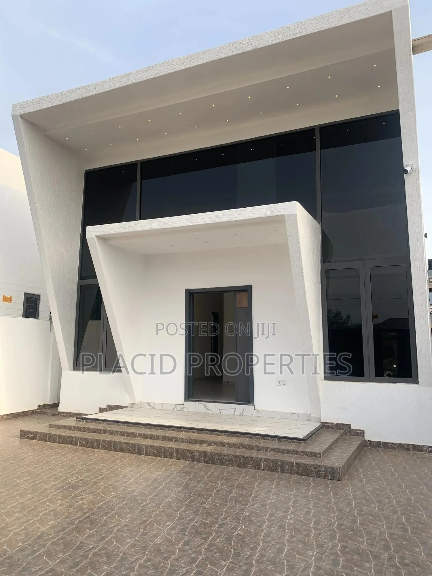 3bdrm House in Agbogba for sale