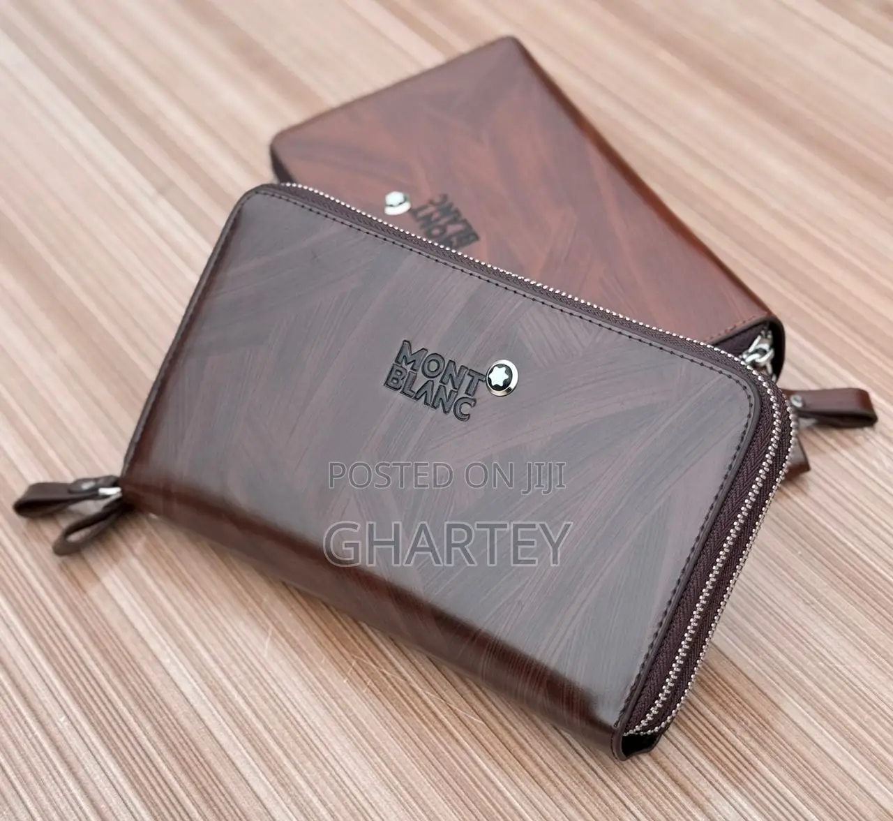 Montblanc Premium Leather Zip Pouch – Sleek Style, Everyday Luxury