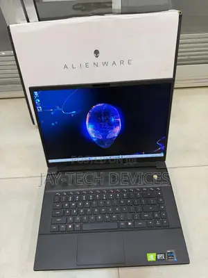 New Laptop Alienware M15 r3 16GB Intel Core i7 SSD 1T