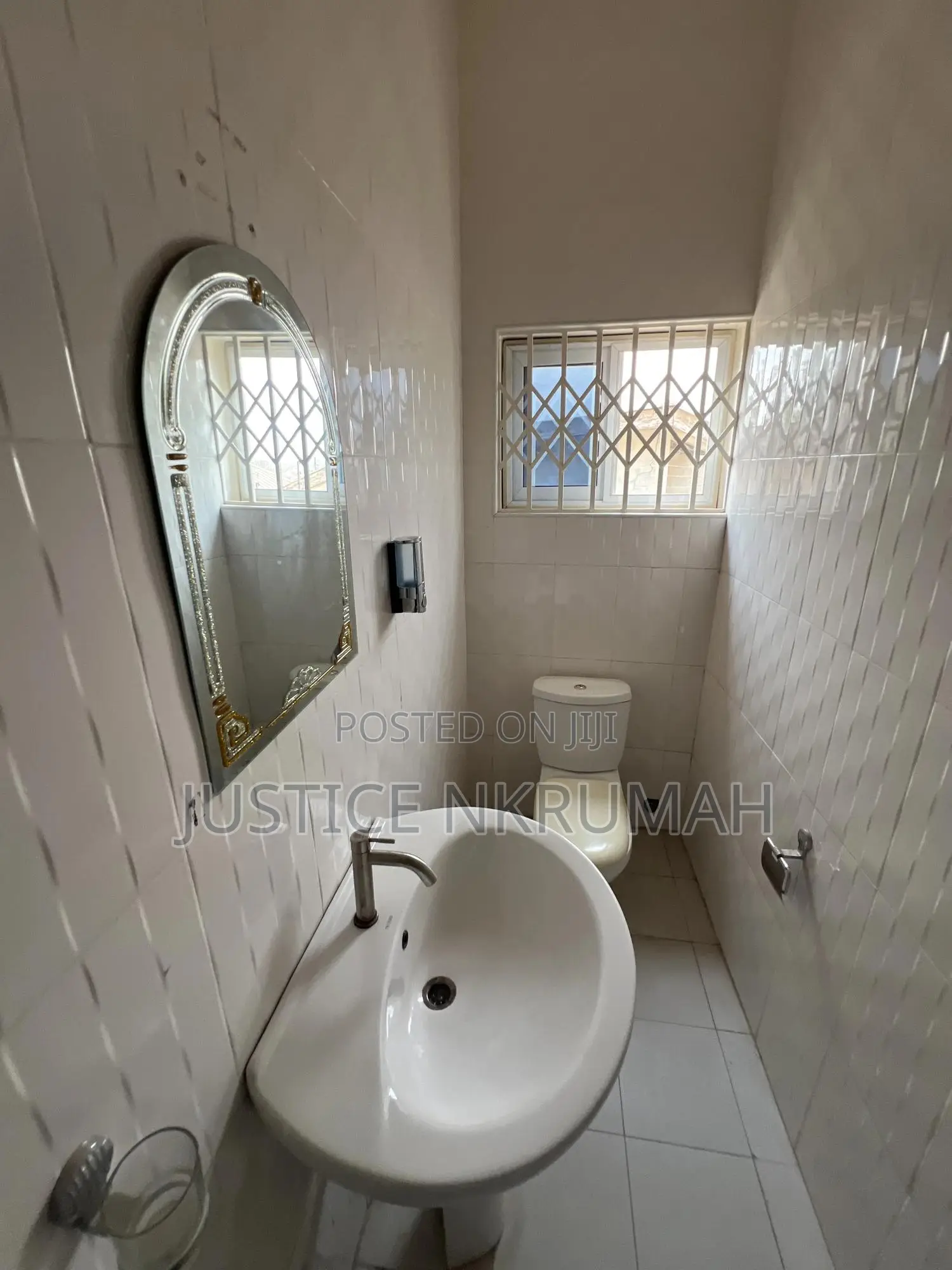 3bdrm Apartment in Mr Justice Estate, Bortiano for rent