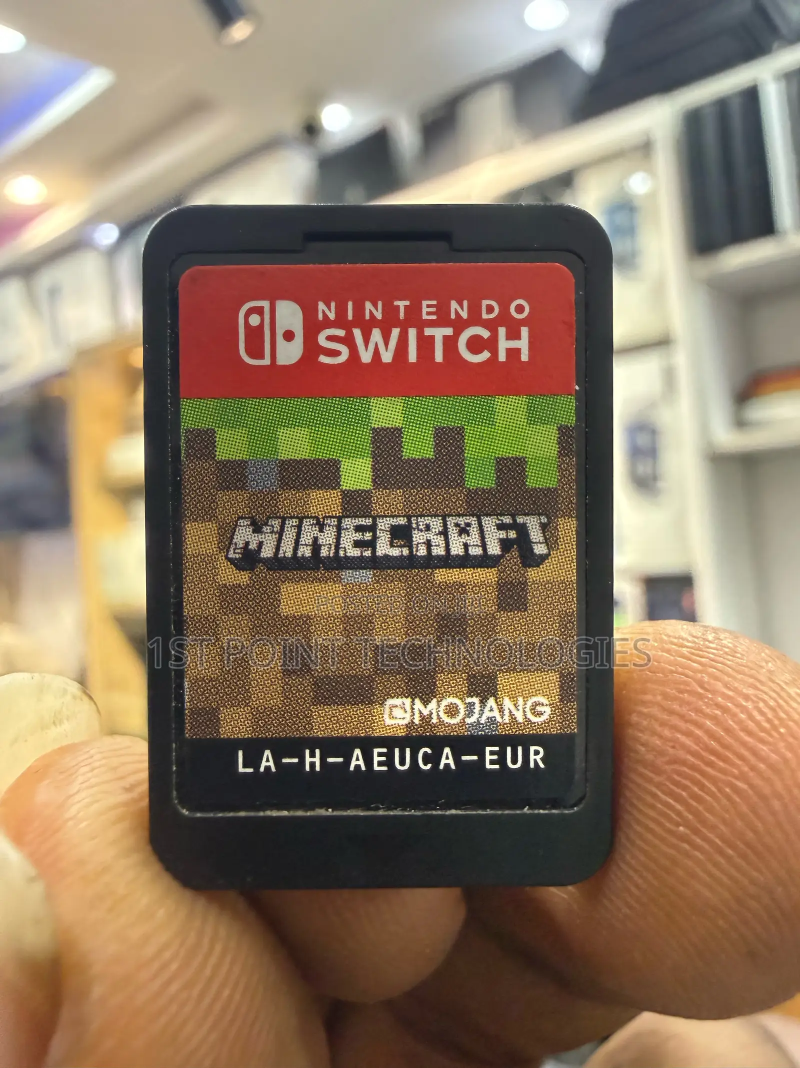 Minecraft - Nintendo Switch in Circle - Video Games, First Point ...